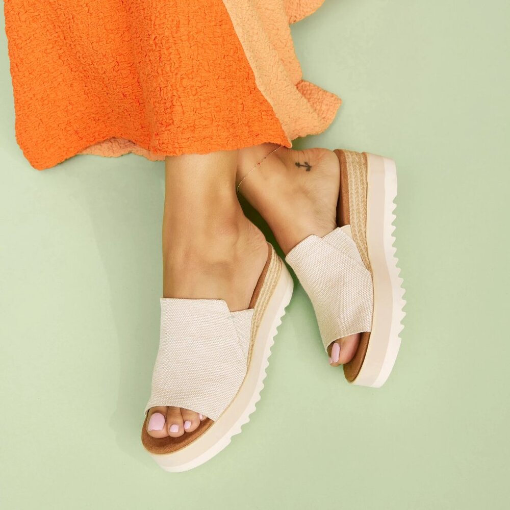 TOMS Diana Mule Wedge Sandal - Mint Condition!